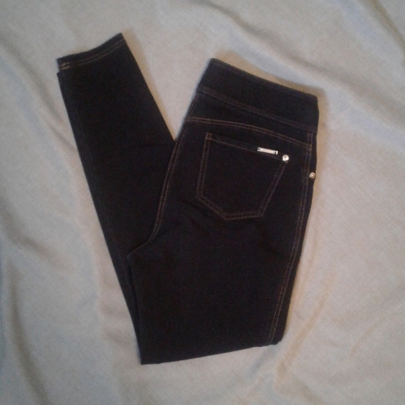 Peter Nygard Pants - Nygard Slims Indigo jeggings